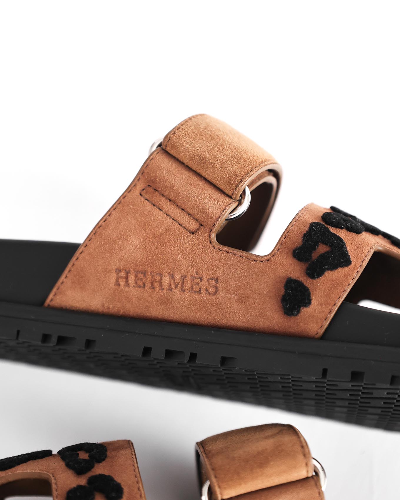 Hermès Chypre Brown Suede Leopard Design