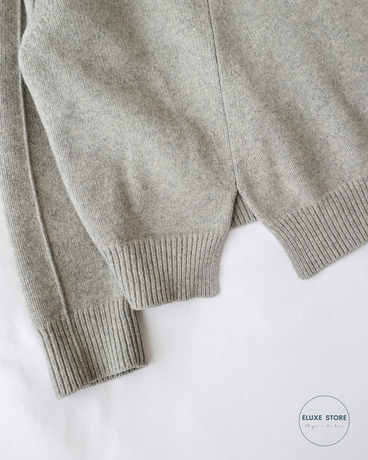 Old Céline by Phoebe Philo Fall Winter 2013 Runway FW13 Oversized Grey Wool Cashmere Sweater v back design