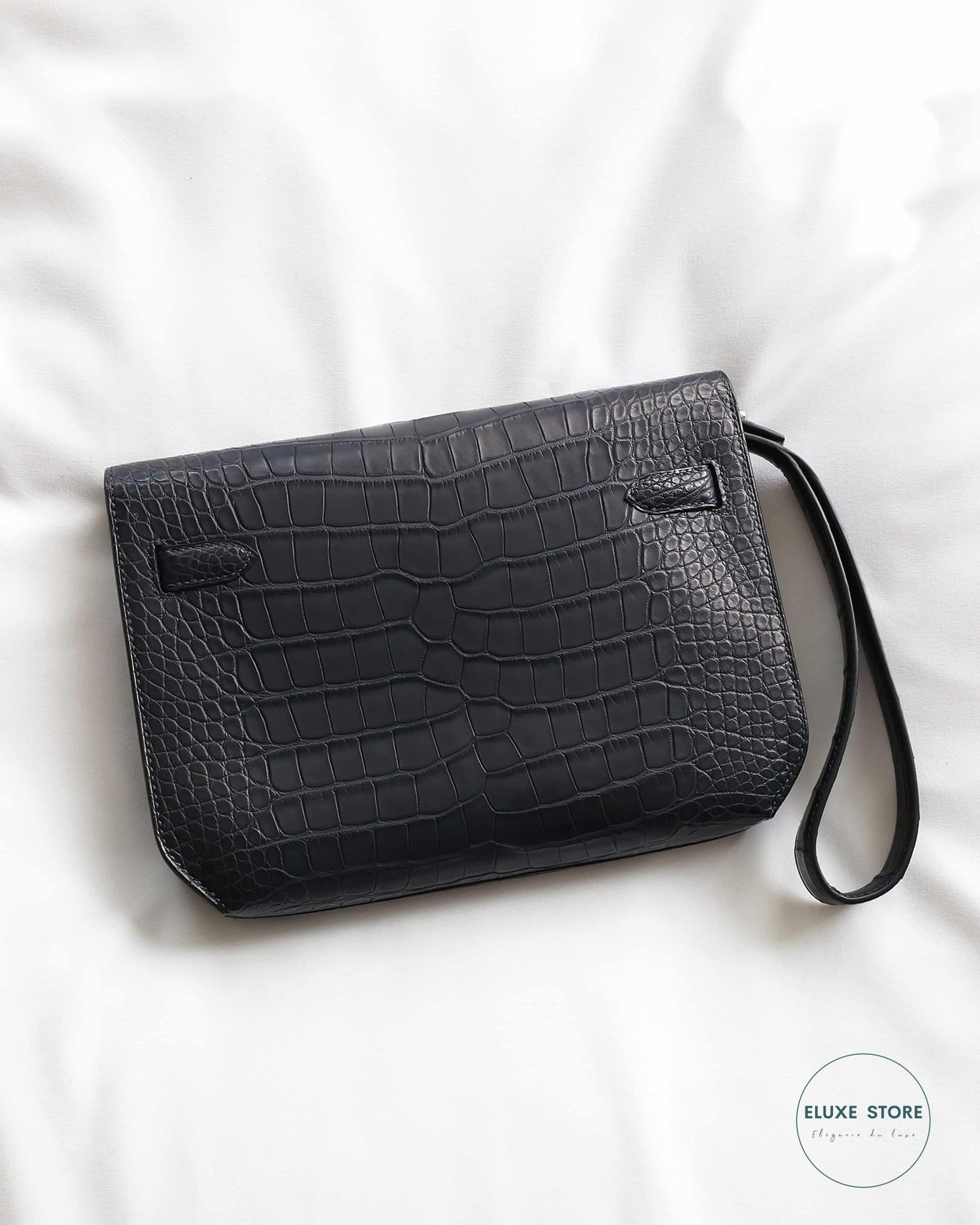 Hermès Kelly Depeche 25 Blue Nuit Matte Alligator Pochette Crocodile Skin Clutch Bag | ELUXE STORE