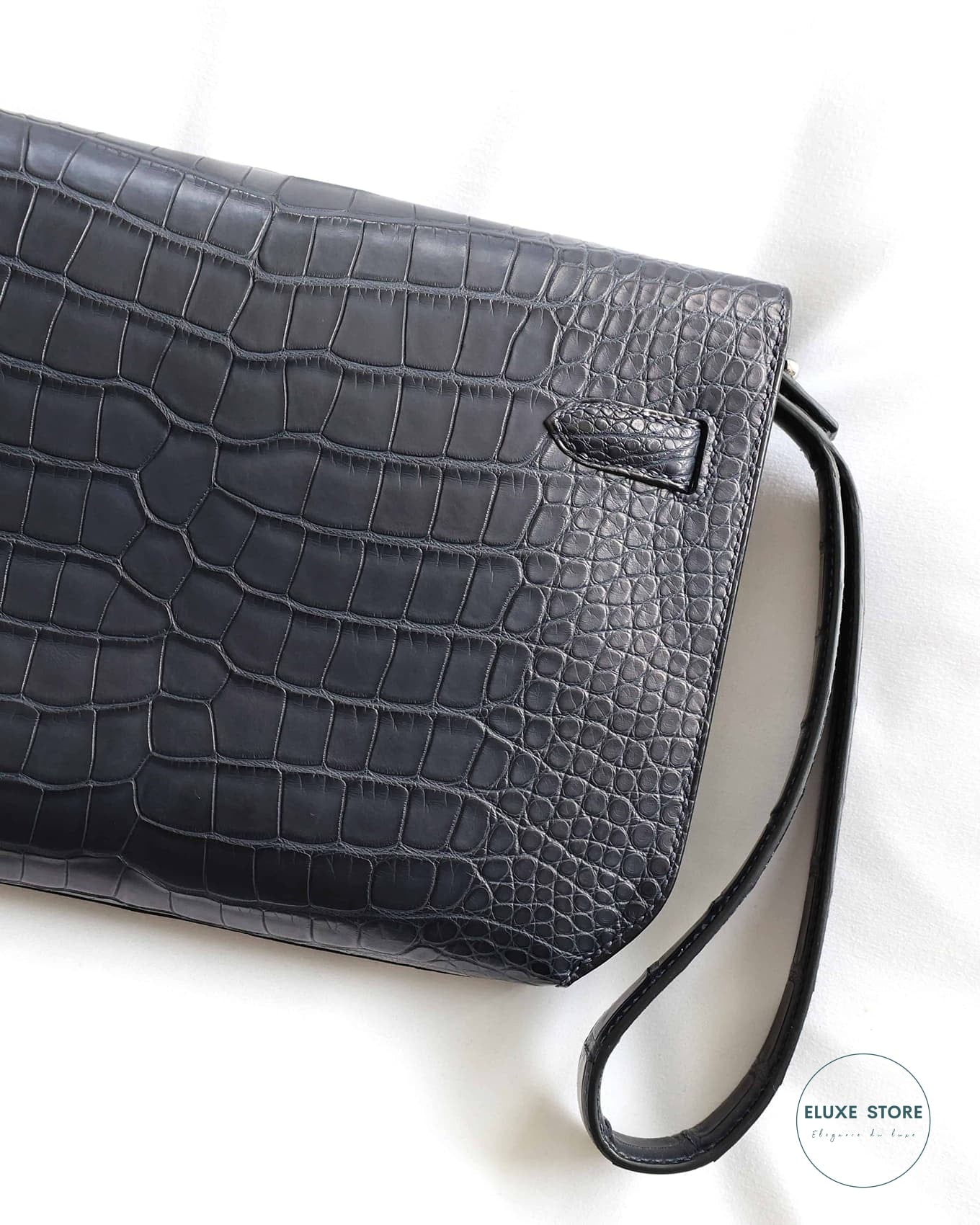 Hermès Kelly Depeche 25 Blue Nuit Matte Alligator Pochette Crocodile Skin Clutch Bag | ELUXE STORE