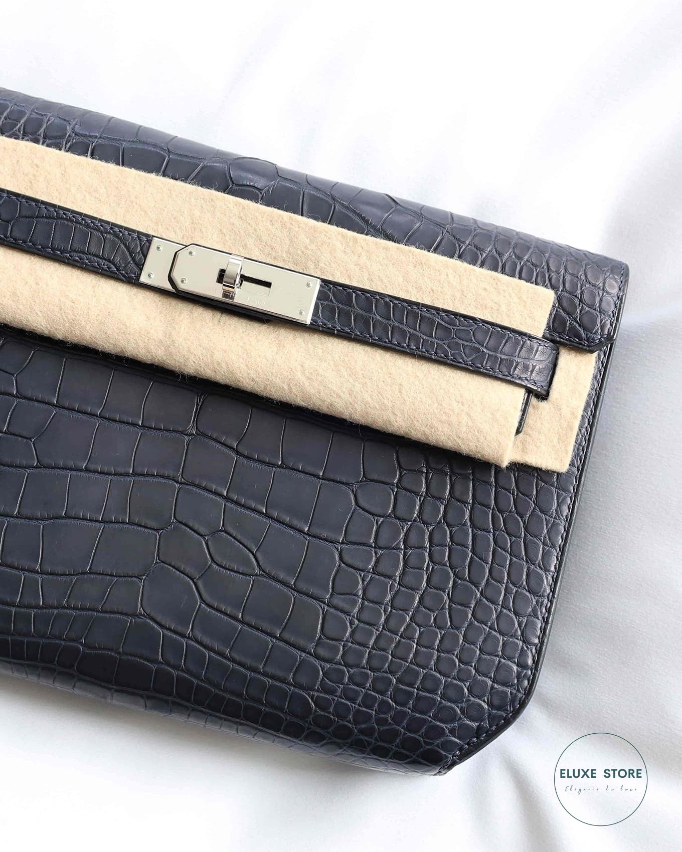 Hermès Kelly Depeche 25 Blue Nuit Matte Alligator Pochette Crocodile Skin Clutch Bag | ELUXE STORE