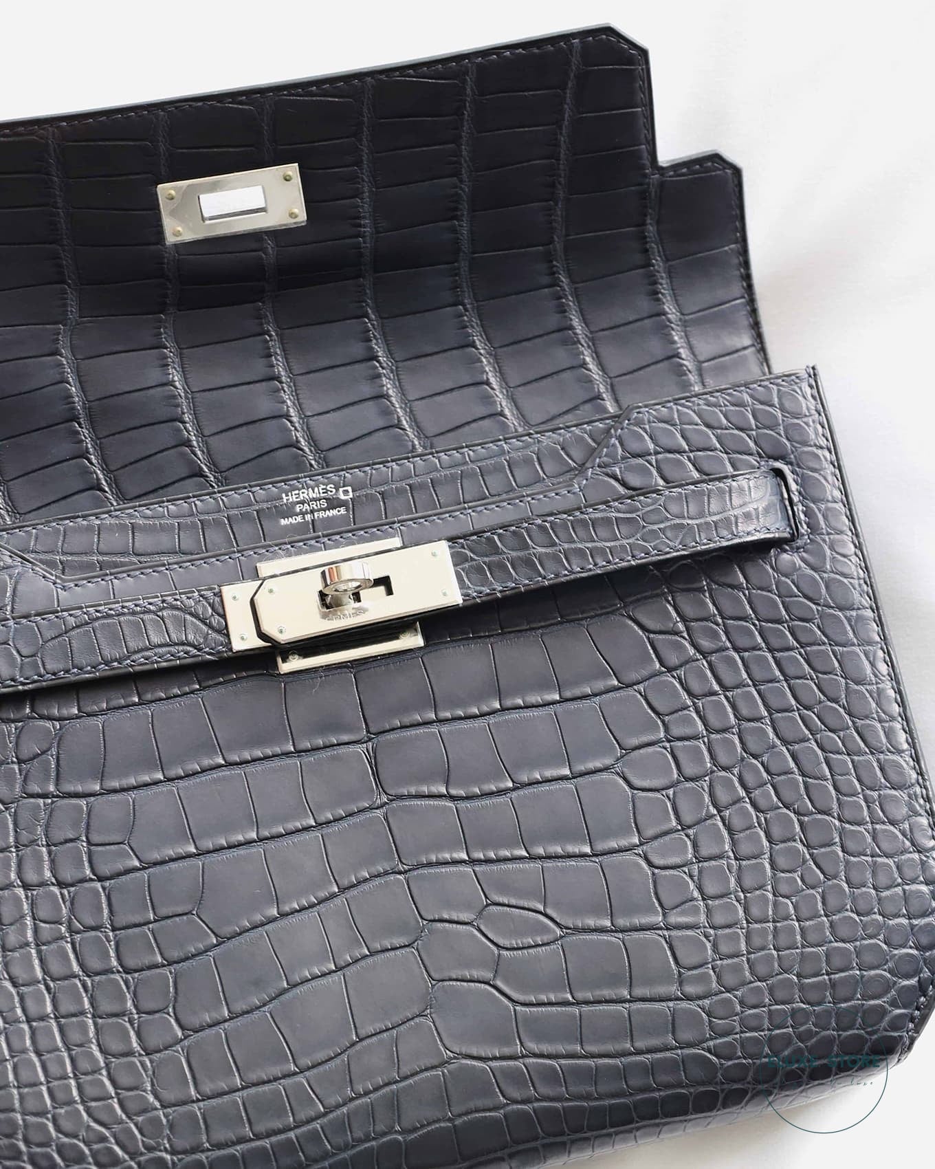 Hermès Kelly Depeche 25 Blue Nuit Matte Alligator Pochette Crocodile Skin Clutch Bag | ELUXE STORE