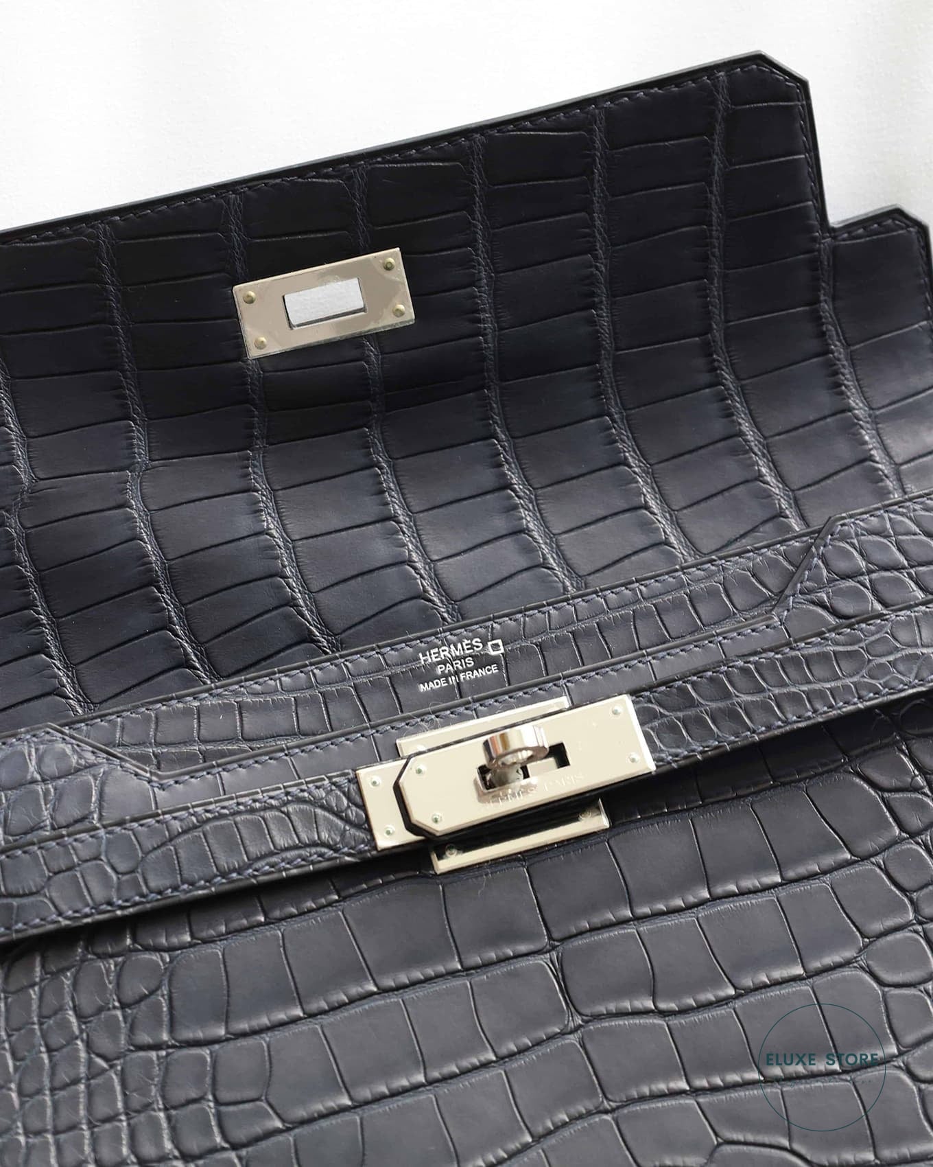 Hermès Kelly Depeche 25 Blue Nuit Matte Alligator Pochette Crocodile Skin Clutch Bag | ELUXE STORE